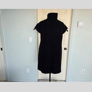 Short Sleeve Sweater Dress, Size 18/20